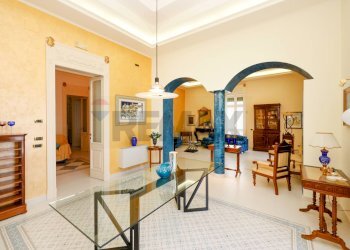 Soggiorno - Casa indipendente Corso Lorenzo Fazzini
 
11, Vieste - foto 4