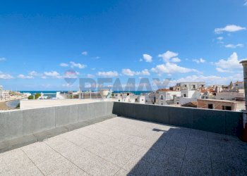 Terrazza - Casa indipendente Corso Lorenzo Fazzini
 
11, Vieste - foto 33