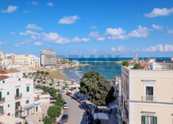 Vista dell\'acqua - Casa indipendente Corso Lorenzo Fazzini
 
11, Vieste - foto 32