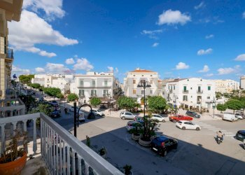 Balcone - Casa indipendente Corso Lorenzo Fazzini
 
11, Vieste - foto 3
