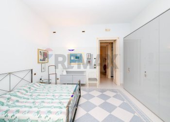 Camera / camera da letto - Casa indipendente Corso Lorenzo Fazzini
 
11, Vieste - foto 17