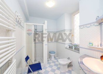 Bagno - Casa indipendente Corso Lorenzo Fazzini
 
11, Vieste - foto 20