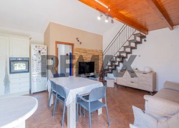 Sala da pranzo - Villa VIA ESTERNA FONTANA DEL LUPO
 
12/4, Monreale - photo 52