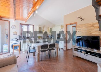 Sala da pranzo - Villa VIA ESTERNA FONTANA DEL LUPO
 
12/4, Monreale - photo 64