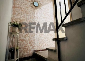 Scale - Semi-detached house via sciara
51, Bagheria - photo 2