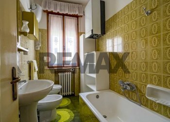 Bagno - Bilocale via borgo forte
 
6, Villa Minozzo - foto 8