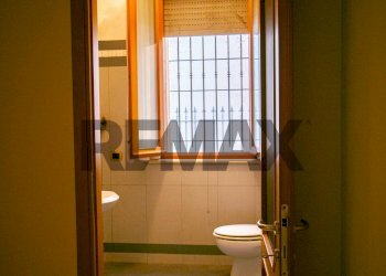 Bagno - Commercial Premises VIA BACCHIAVINI
9, Guastalla - photo 8