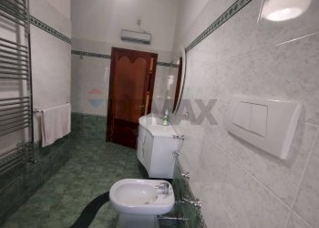 Bagno - Casa indipendente Via Federico Confalonieri
8, Carovigno - foto 22