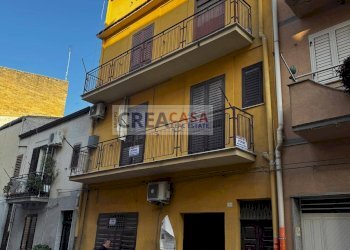 Foto 1 - Casa indipendente via Restivo Gallo, Riesi - foto 1