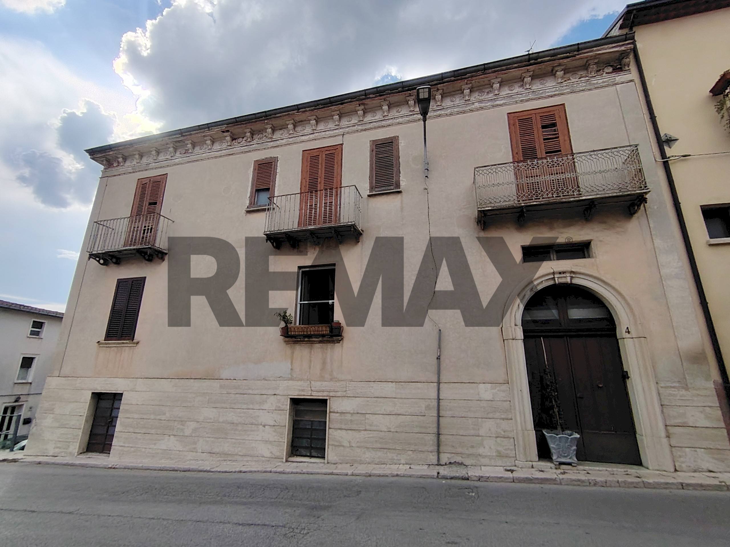 Edificio all\'aperto - Appartamento Via Walter Del Basso
2, Vinchiaturo - foto 3