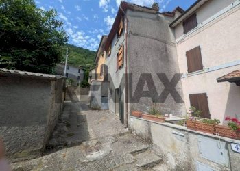 Casa all\'aperto - Semi-detached house Via Azzareschi
 
31, Seravezza - photo 5