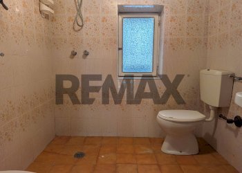 Bagno - Semi-detached house Via Azzareschi
 
31, Seravezza - photo 14
