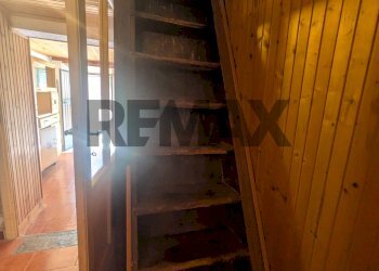 Scale - Semi-detached house Via Azzareschi
 
31, Seravezza - photo 16