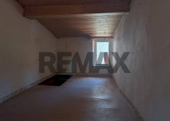 Stanza vuota - Semi-detached house Via Azzareschi
 
31, Seravezza - photo 26