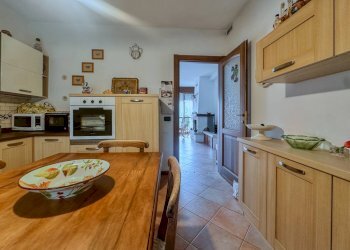 CUCINA - Appartamento Via Vallerana
 
6, Acqui Terme - foto 7