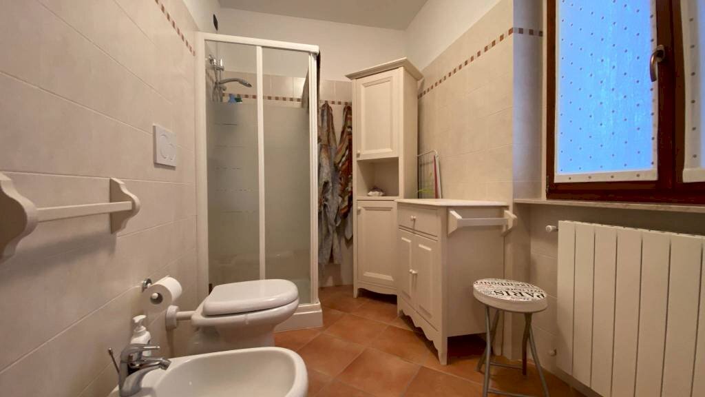 Bagno - Two-room apartment via Fondo, Aviatico - photo 2