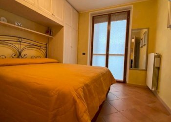 Camera da letto - Two-room apartment via Fondo, Aviatico - photo 12