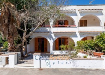 Facciata - Four-room apartment via Riccione, Taviano - photo 1