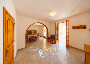Ingresso - Four-room apartment via Riccione, Taviano - photo 9