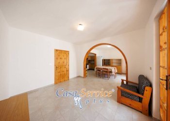 Salone - Four-room apartment via Riccione, Taviano - photo 11