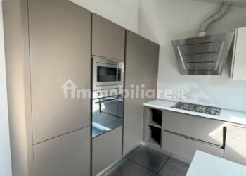 Cucina - Appartamento via Giulio Uberti, Milano - foto 12