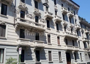 Facciata - Appartamento via Giulio Uberti, Milano - foto 18
