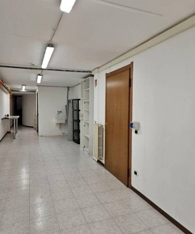 Box auto - Negozio corso San Gottardo, Milano - foto 2