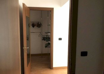 Disimpegno - Three-room apartment via Festa del Perdono, Milano - photo 15