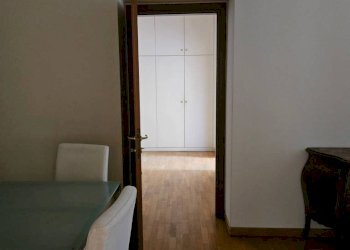 Corridoio - Three-room apartment via Festa del Perdono, Milano - photo 33
