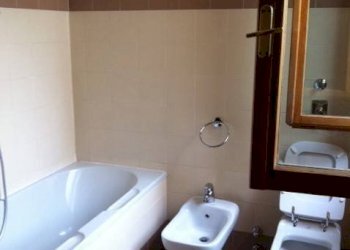 Bagno - Appartamento largo La Foppa, Milano - foto 2