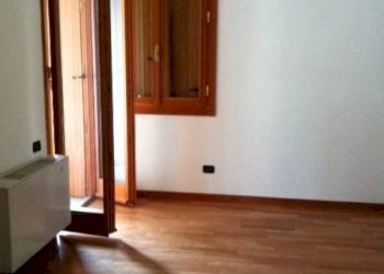 Camera da letto - Appartamento largo La Foppa, Milano - foto 3