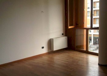 Camera da letto - Appartamento largo La Foppa, Milano - foto 9