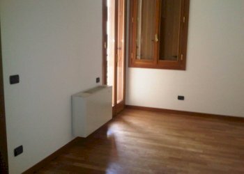Camera da letto - Appartamento largo La Foppa, Milano - foto 10
