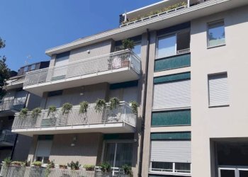 Facciata - Trilocale via Orio Vergani, Milano - foto 1
