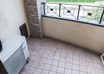 Terrazzo - Three-room apartment via del Curato, Cento - photo 10