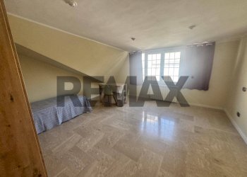 Camera / camera da letto - Terreno non edificabile via degli eroi
 
48, Cassino - foto 7