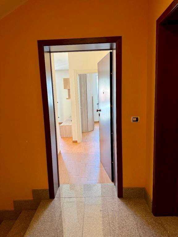 Interno palazzo - Appartamento via Luigi Cibrario, 33, Genova (zona Sestri Ponente) - foto 2