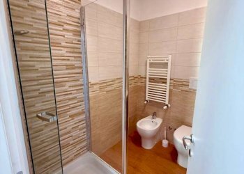 Bagno - Two-room apartment via Luigi Cibrario, 33, Genova (neighborhood Sestri Ponente) - photo 10