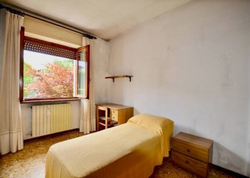 Camera da letto - Appartamento via Pasano, Berbenno - foto 8