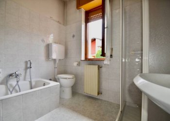 Bagno - Appartamento via Pasano, Berbenno - foto 14