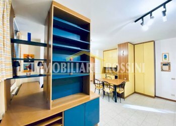 Interno non residenziale - Appartamento via Leopoldo Gasparotto, 57, Varese - foto 8