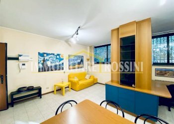 Salone - Appartamento via Leopoldo Gasparotto, 57, Varese - foto 11