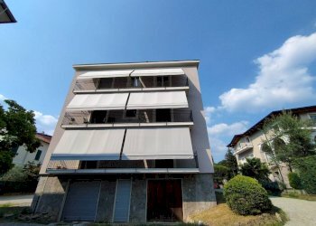 Facciata - Quadrilocale via Piemonte, 3, Varese (zona Masnago) - foto 1