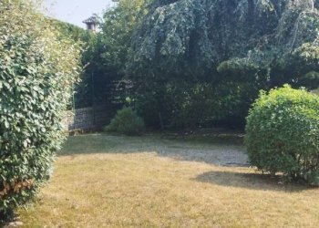 Giardino - Quadrilocale via Piemonte, 3, Varese (zona Masnago) - foto 6