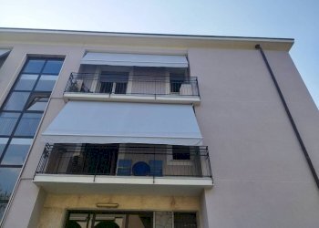 Facciata - Quadrilocale via Piemonte, 3, Varese (zona Masnago) - foto 8