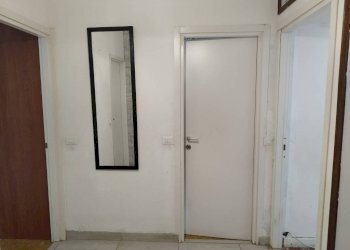 Disimpegno - Four-room apartment via Piemonte, 3, Varese (neighborhood Masnago) - photo 11