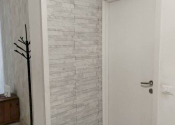 Corridoio - Four-room apartment via Piemonte, 3, Varese (neighborhood Masnago) - photo 18