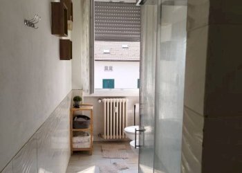 Bagno - Four-room apartment via Piemonte, 3, Varese (neighborhood Masnago) - photo 14