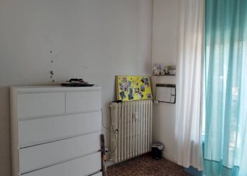 Camera da letto - Four-room apartment via Piemonte, 3, Varese (neighborhood Masnago) - photo 22