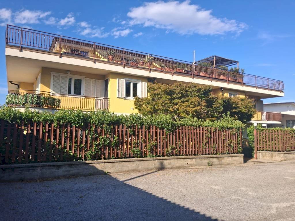 Facciata - Four-room apartment via Vecchia di Cuneo, 59, Borgo San Dalmazzo - photo 1
